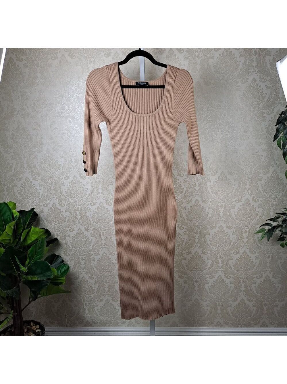 Marciano Guess Size Medium Tan Bodycon Ribbed Sweater Midi Dress ¾ Sleeves